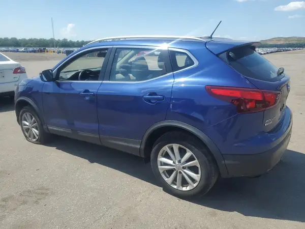 JN1BJ1CR2JW264151 2018 NISSAN ROGUE - Image 2