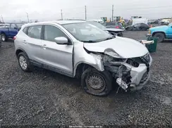 JN1BJ1CR2JW264232 2018 NISSAN ROGUE