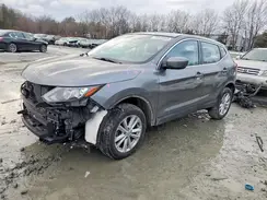 JN1BJ1CR2JW267762 2018 NISSAN ROGUE