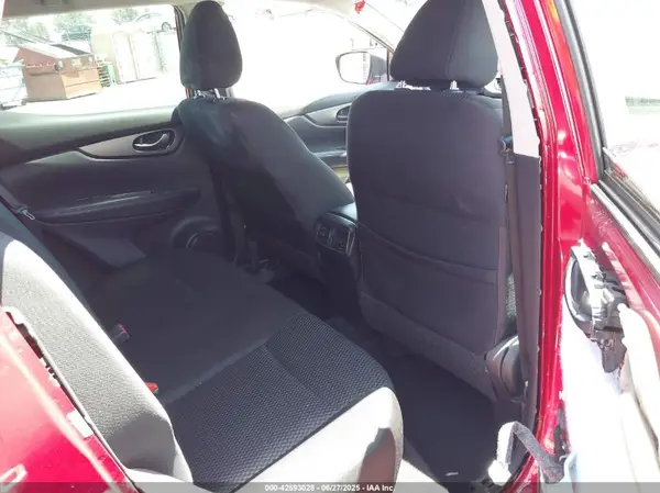 JN1BJ1CR2JW267910 2018 NISSAN ROGUE - Image 8