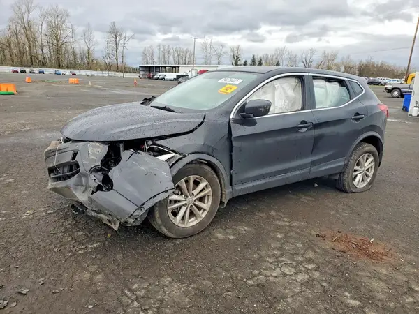 JN1BJ1CR2JW282634 2018 NISSAN ROGUE - Image 1