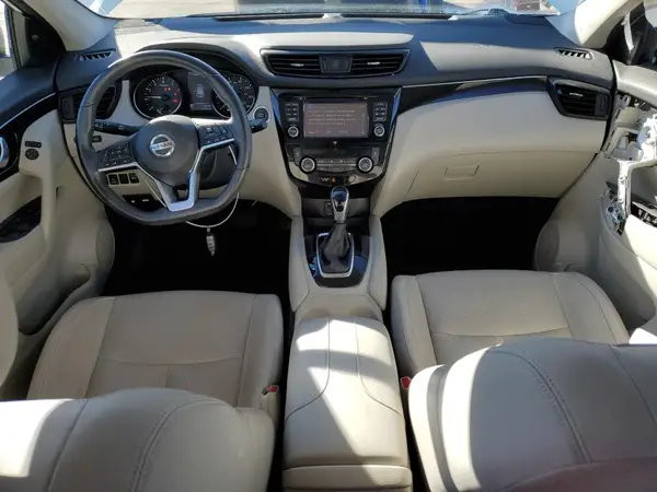 JN1BJ1CR2JW283993 2018 NISSAN ROGUE - Image 8