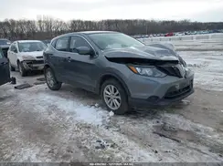 JN1BJ1CR2JW286439 2018 NISSAN ROGUE