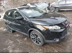 JN1BJ1CR2JW287154 2018 NISSAN ROGUE