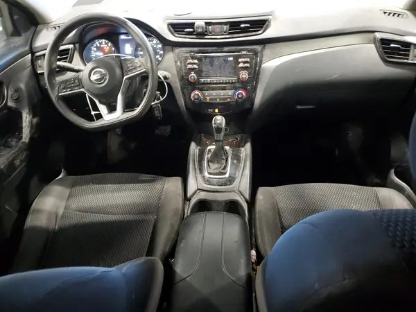 JN1BJ1CR2JW288305 2018 NISSAN ROGUE - Image 8