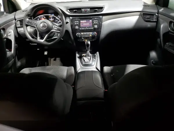 JN1BJ1CR2JW289096 2018 NISSAN ROGUE - Image 8