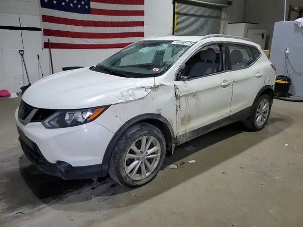 JN1BJ1CR2JW289101 2018 NISSAN ROGUE - Image 1
