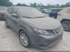 JN1BJ1CR2JW601126 2018 NISSAN ROGUE