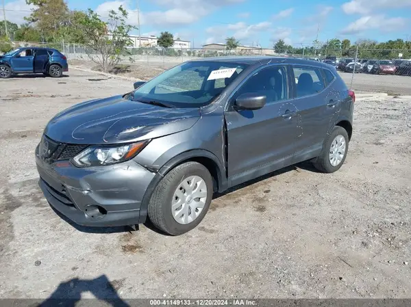 JN1BJ1CR2KW348715 2019 NISSAN ROGUE - Image 2
