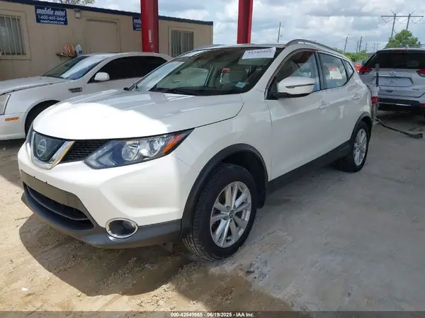 JN1BJ1CR2KW625637 2019 NISSAN ROGUE - Image 2