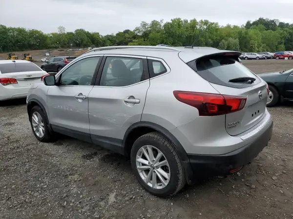 JN1BJ1CR2KW631485 2019 NISSAN ROGUE - Image 2