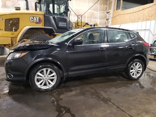 JN1BJ1CR3HW101793 2017 NISSAN ROGUE - Image 1