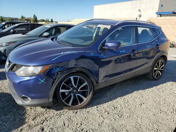 JN1BJ1CR3HW109800 2017 NISSAN ROGUE - Image 1