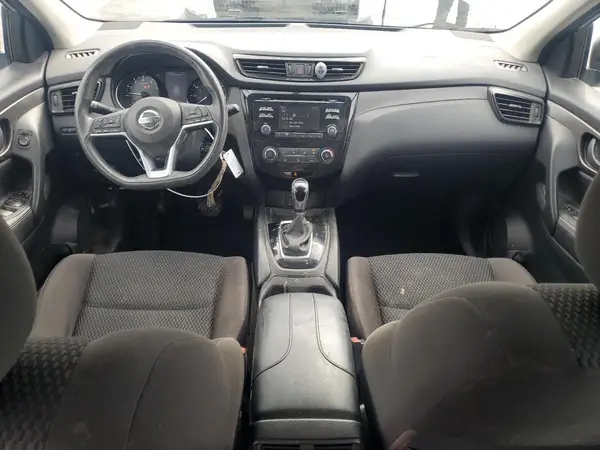 JN1BJ1CR3HW111210 2017 NISSAN ROGUE - Image 8