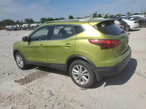 JN1BJ1CR3HW113345 2017 NISSAN ROGUE - Image 2