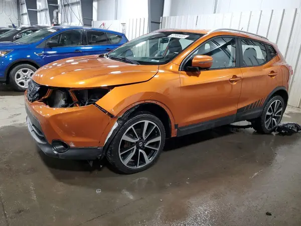 JN1BJ1CR3HW113880 2017 NISSAN ROGUE - Image 1