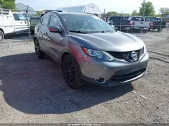 JN1BJ1CR3HW116696 2017 NISSAN ROGUE