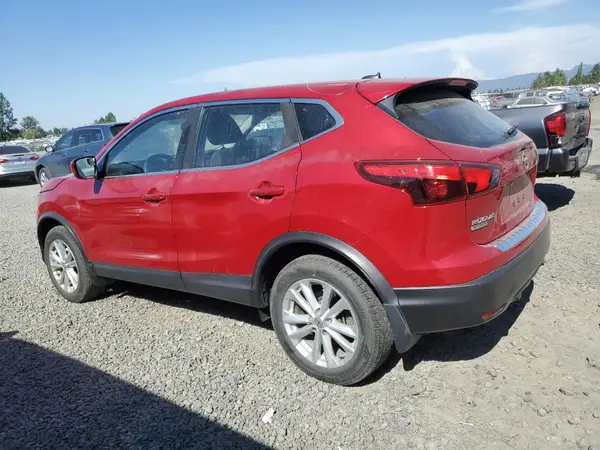 JN1BJ1CR3HW117900 2017 NISSAN ROGUE - Image 2