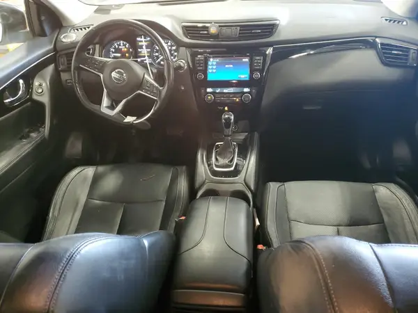 JN1BJ1CR3HW118299 2017 NISSAN ROGUE - Image 8