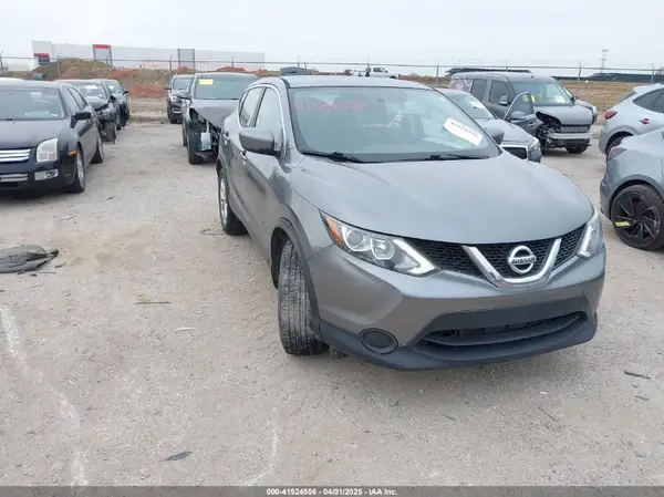 JN1BJ1CR3HW122188 2017 NISSAN ROGUE - Image 1