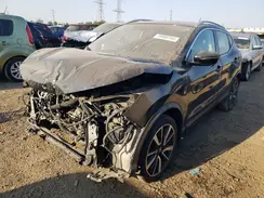JN1BJ1CR3HW123535 2017 NISSAN ROGUE
