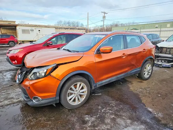 JN1BJ1CR3HW124328 2017 NISSAN ROGUE - Image 1