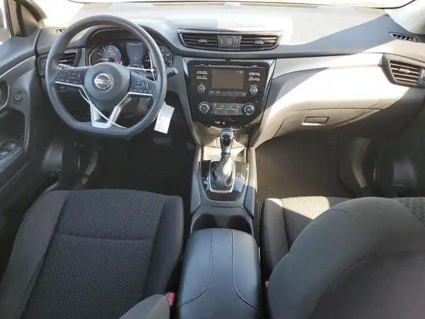 JN1BJ1CR3HW124670 2017 NISSAN ROGUE - Image 8