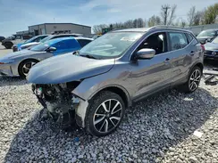 JN1BJ1CR3HW128427 2017 NISSAN ROGUE