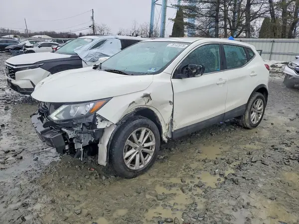 JN1BJ1CR3HW132865 2017 NISSAN ROGUE - Image 1