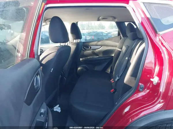 JN1BJ1CR3HW134258 2017 NISSAN ROGUE - Image 8