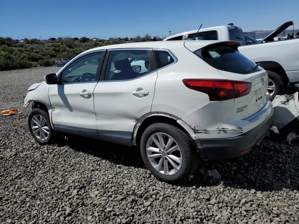 JN1BJ1CR3HW134910 2017 NISSAN ROGUE - Image 2