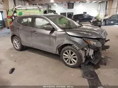 JN1BJ1CR3HW138200 2017 NISSAN ROGUE