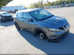 JN1BJ1CR3JW202497 2018 NISSAN ROGUE