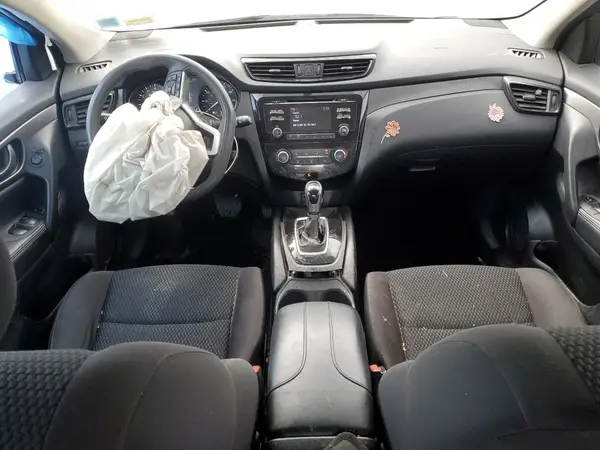 JN1BJ1CR3JW203326 2018 NISSAN ROGUE - Image 8