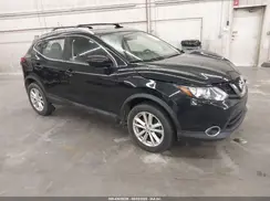 JN1BJ1CR3JW207991 2018 NISSAN ROGUE