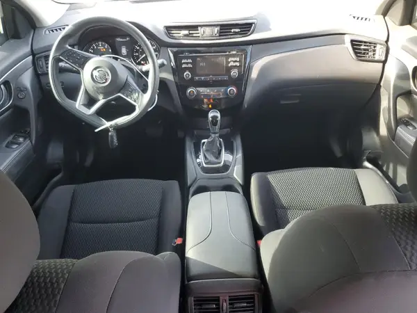 JN1BJ1CR3JW208249 2018 NISSAN ROGUE - Image 8