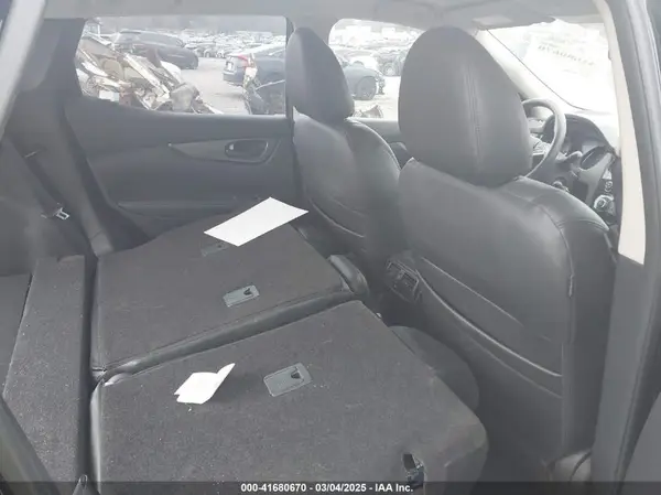 JN1BJ1CR3JW253966 2018 NISSAN ROGUE - Image 7