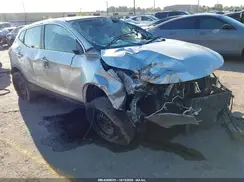JN1BJ1CR3JW258956 2018 NISSAN ROGUE