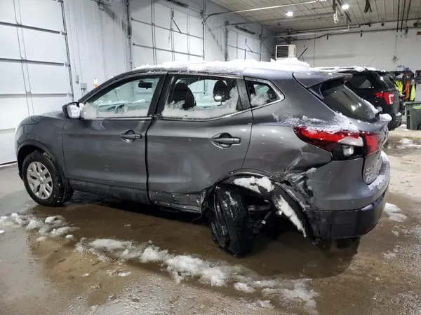 JN1BJ1CR3JW266460 2018 NISSAN ROGUE - Image 2