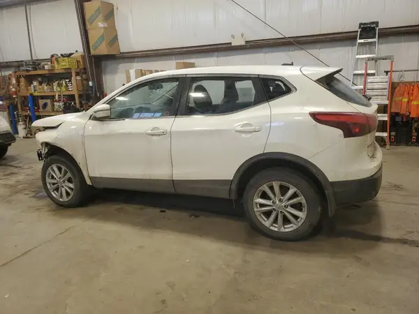 JN1BJ1CR3JW281380 2018 NISSAN ROGUE - Image 2