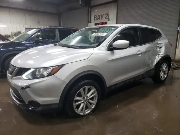 JN1BJ1CR3JW283646 2018 NISSAN ROGUE - Image 1