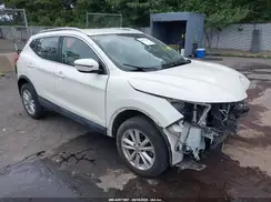 JN1BJ1CR3JW286367 2018 NISSAN ROGUE