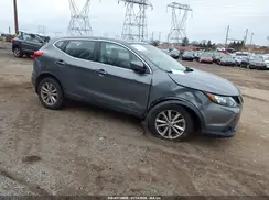 JN1BJ1CR3JW288572 2018 NISSAN ROGUE