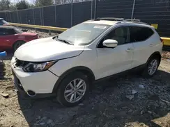 JN1BJ1CR3JW600423 2018 NISSAN ROGUE