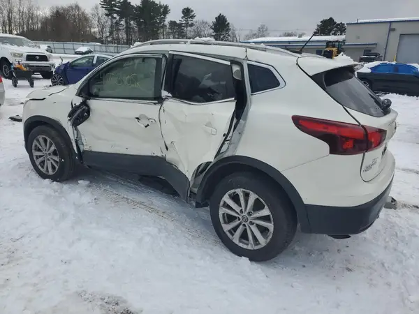JN1BJ1CR3KW311902 2019 NISSAN ROGUE - Image 2