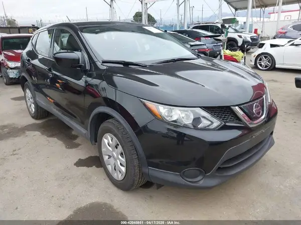 JN1BJ1CR3KW316615 2019 NISSAN ROGUE - Image 1