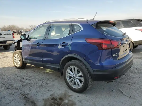 JN1BJ1CR3KW323905 2019 NISSAN ROGUE - Image 2