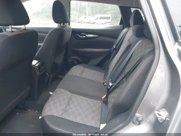 JN1BJ1CR3KW332801 2019 NISSAN ROGUE - Image 8