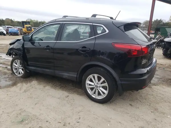 JN1BJ1CR3KW332832 2019 NISSAN ROGUE - Image 2