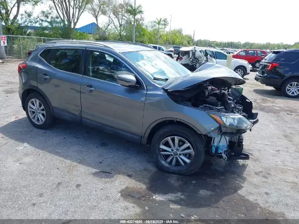 JN1BJ1CR3KW623332 2019 NISSAN ROGUE - Image 1